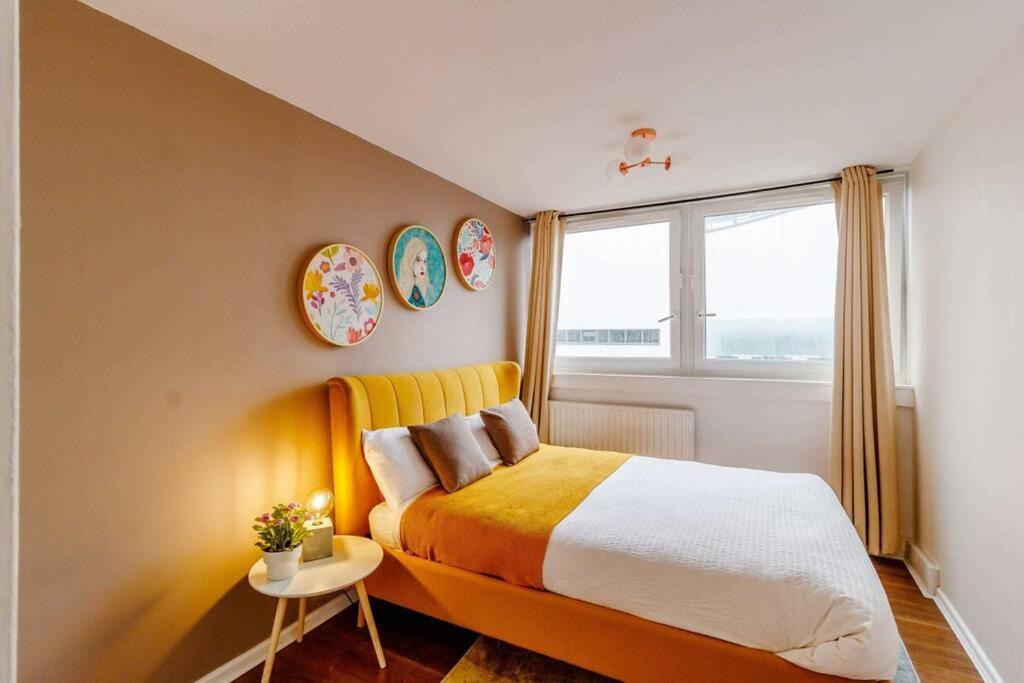 Super Spacious 2 Bedroom Apt 20Mn From Central. Londra Esterno foto