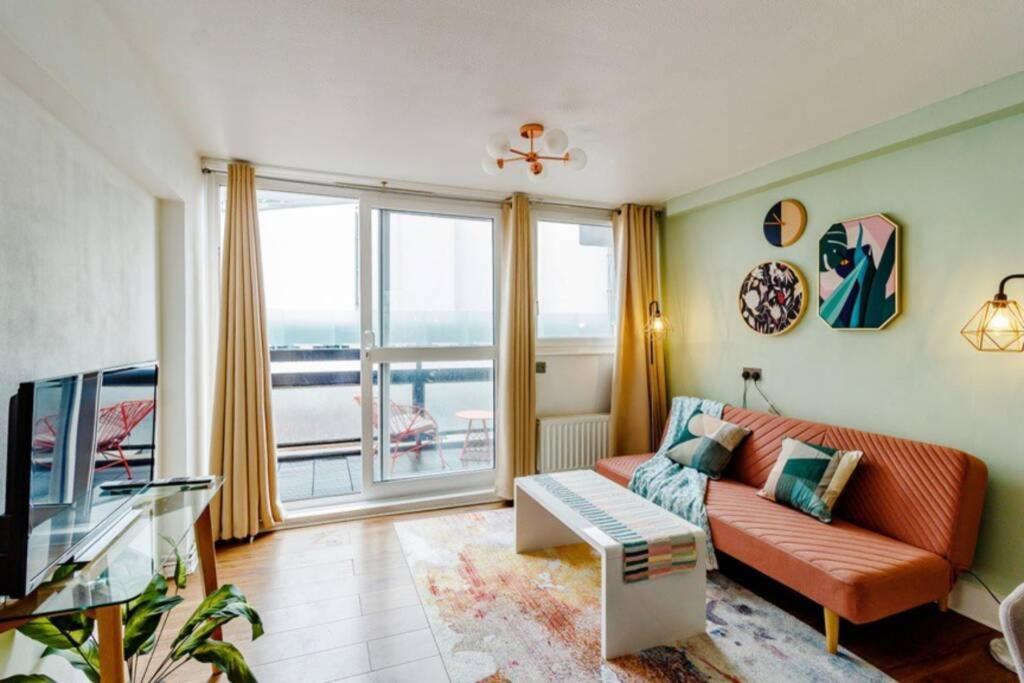 Super Spacious 2 Bedroom Apt 20Mn From Central. Londra Esterno foto