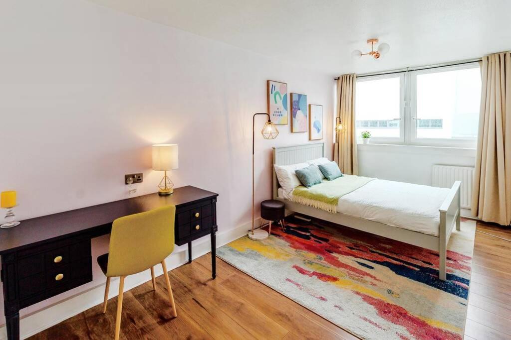 Super Spacious 2 Bedroom Apt 20Mn From Central. Londra Esterno foto